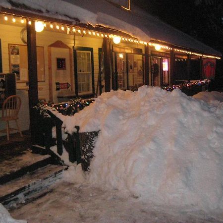 أشفورد Whittaker'S Motel & Historic Bunkhouse المظهر الخارجي الصورة