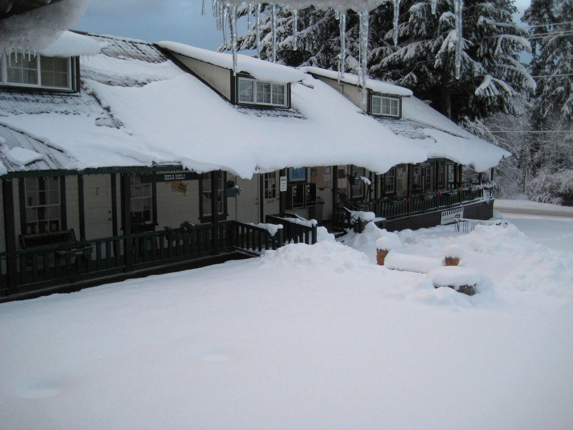 أشفورد Whittaker'S Motel & Historic Bunkhouse المظهر الخارجي الصورة