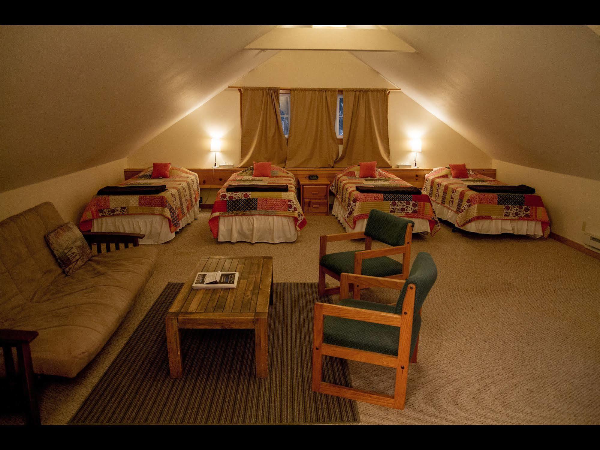 أشفورد Whittaker'S Motel & Historic Bunkhouse المظهر الخارجي الصورة