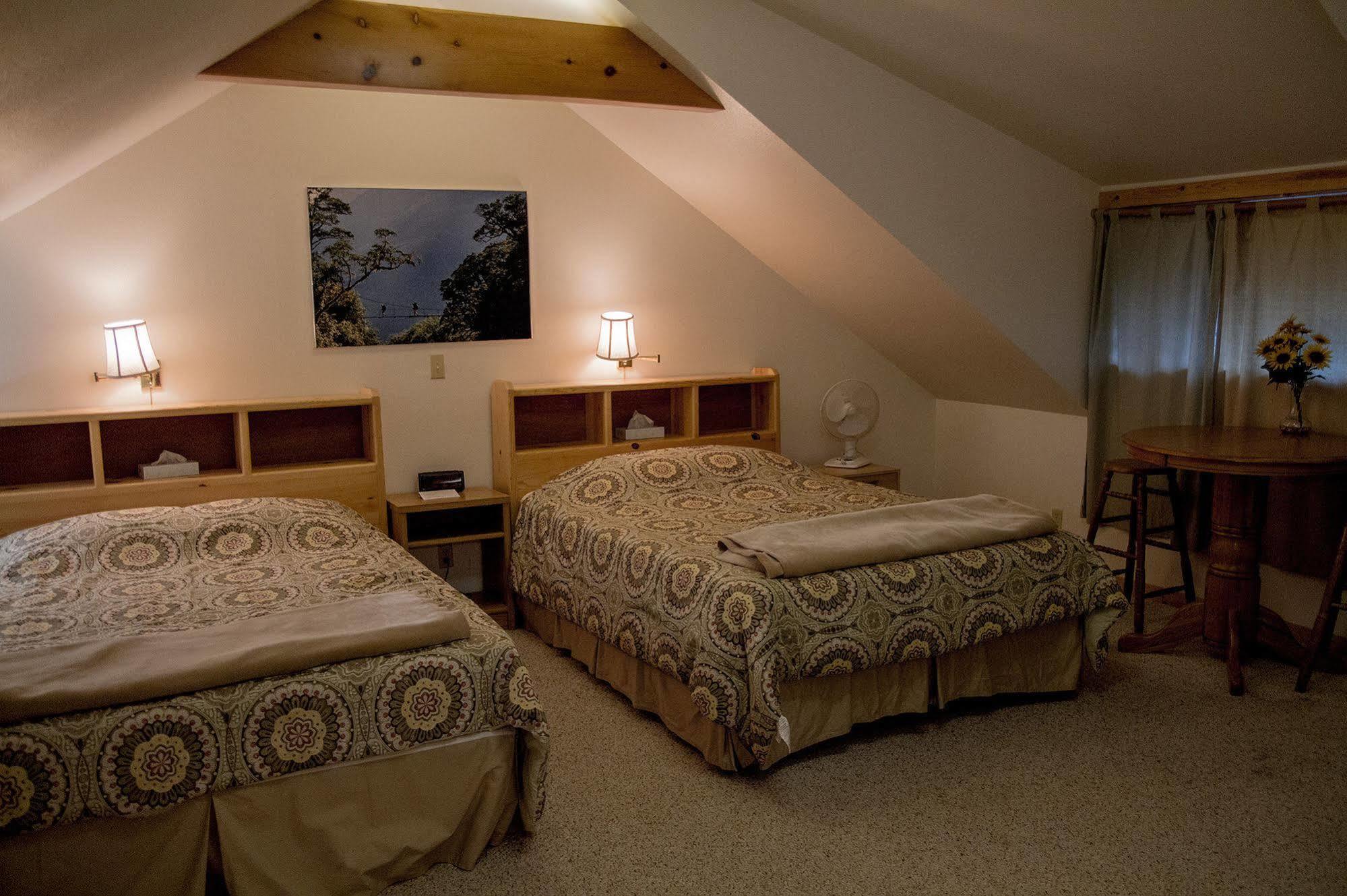 أشفورد Whittaker'S Motel & Historic Bunkhouse المظهر الخارجي الصورة