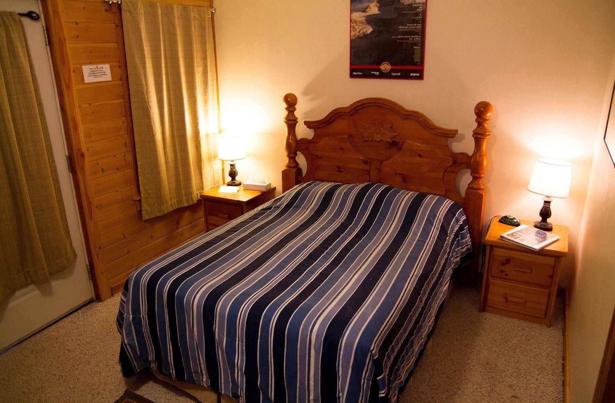 أشفورد Whittaker'S Motel & Historic Bunkhouse المظهر الخارجي الصورة